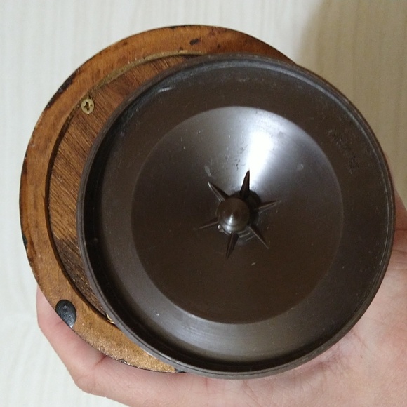 Vintage Price Products Musical Rotating Bunny Painting Easter Egg - Picture 6 of 7